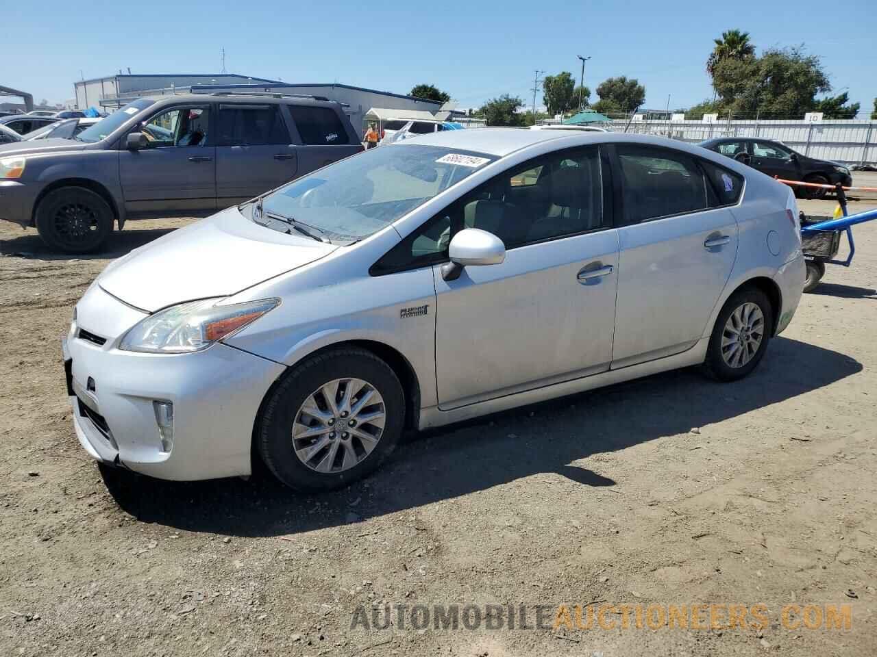 JTDKN3DP6F3072119 TOYOTA PRIUS 2015