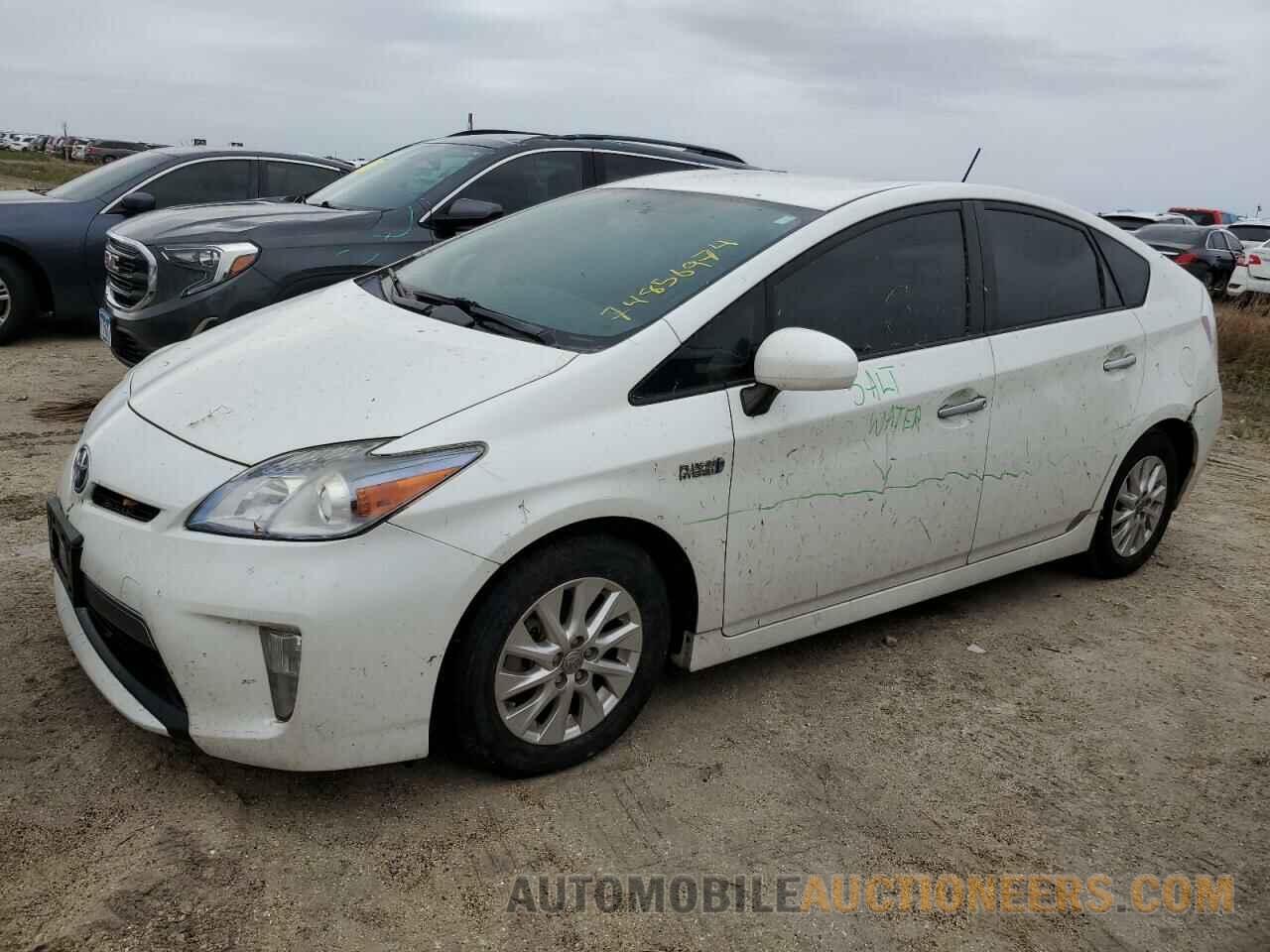 JTDKN3DP6F3072153 TOYOTA PRIUS 2015