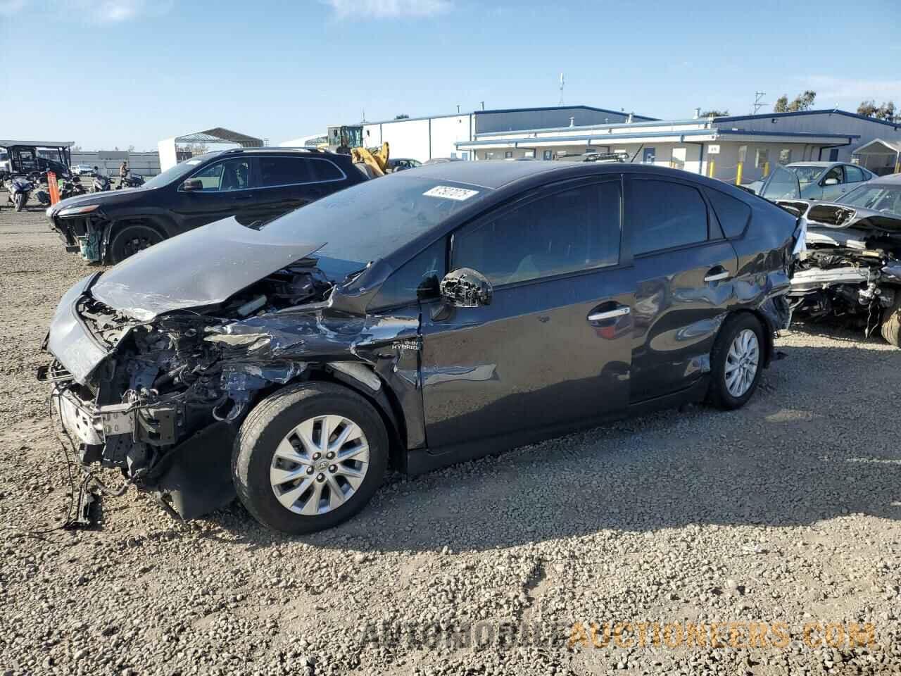 JTDKN3DP7F3073814 TOYOTA PRIUS 2015