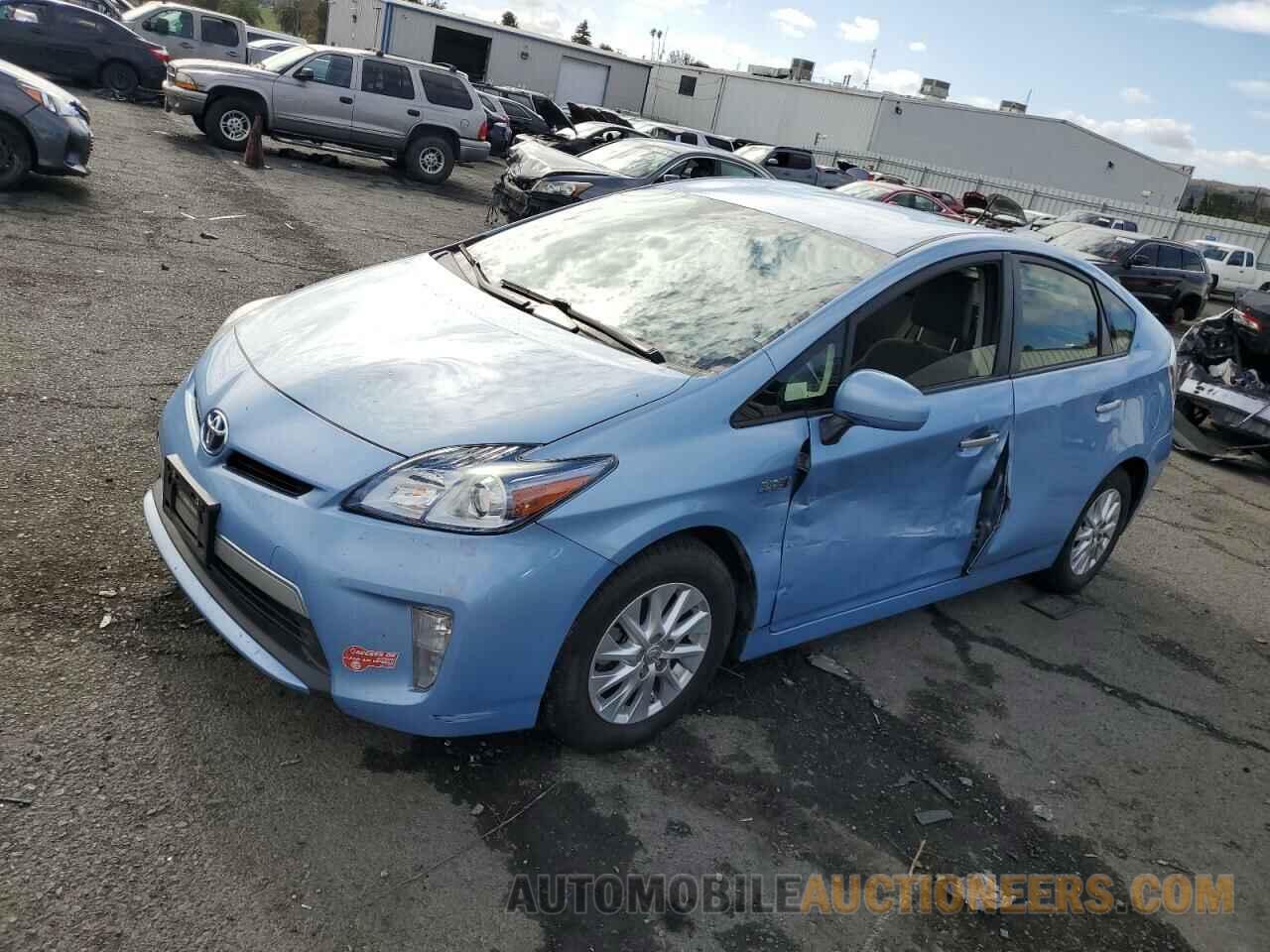 JTDKN3DP8F3067777 TOYOTA PRIUS 2015