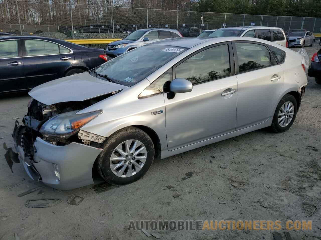 JTDKN3DPXF3067585 TOYOTA PRIUS 2015