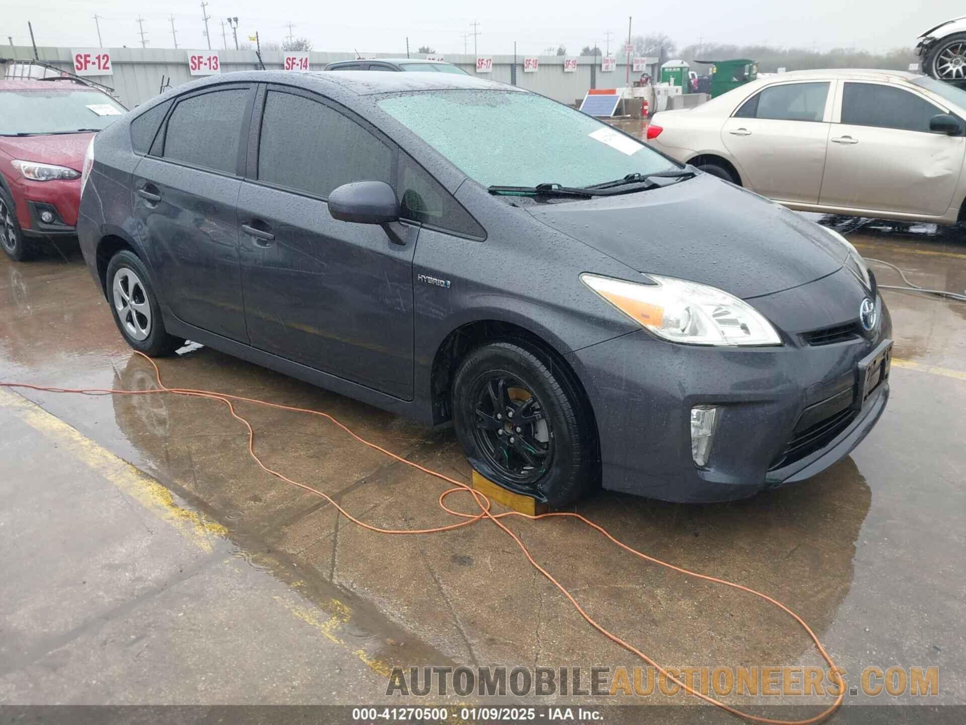 JTDKN3DU0D5583901 TOYOTA PRIUS 2013