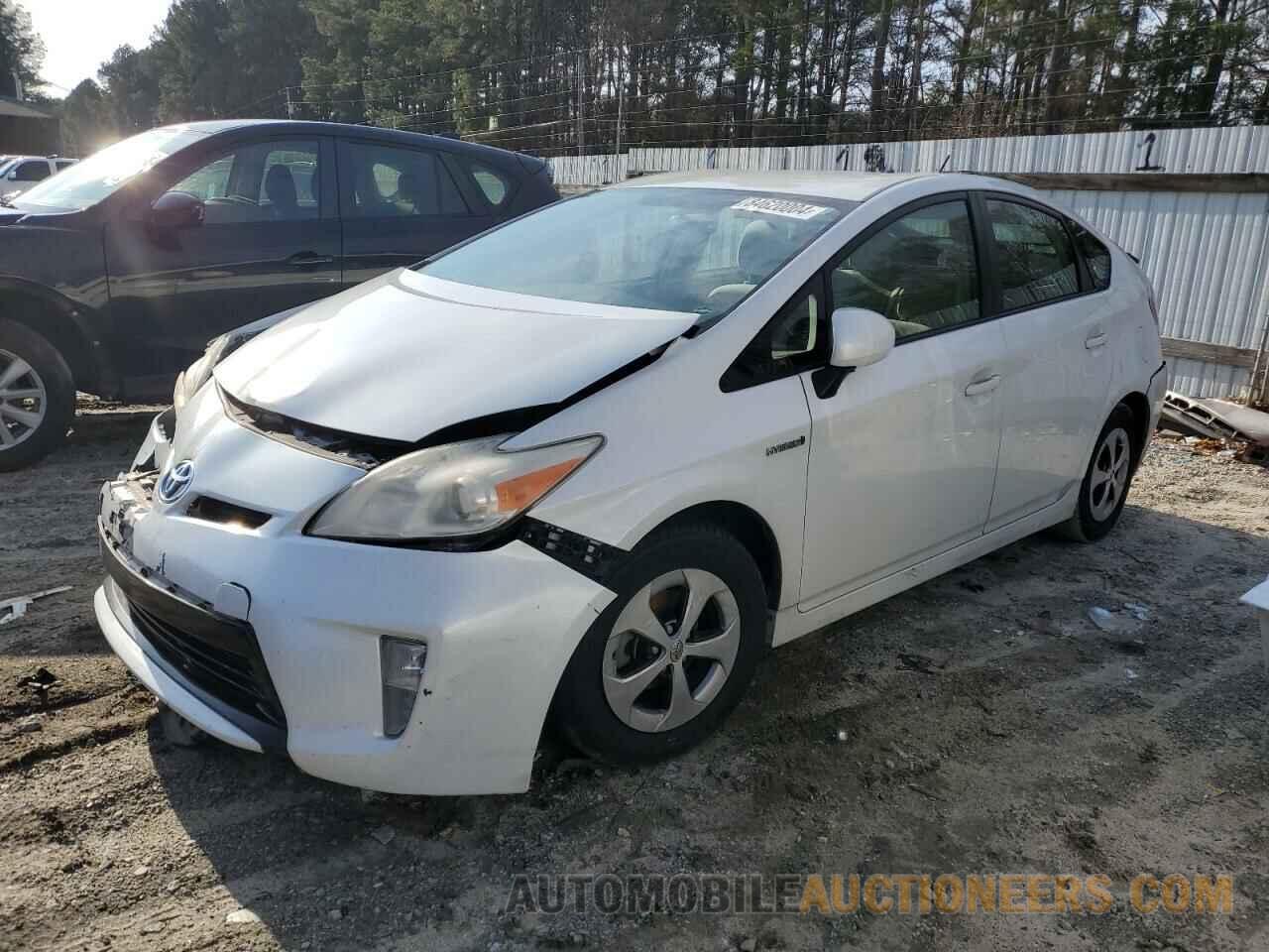 JTDKN3DU0D5590010 TOYOTA PRIUS 2013