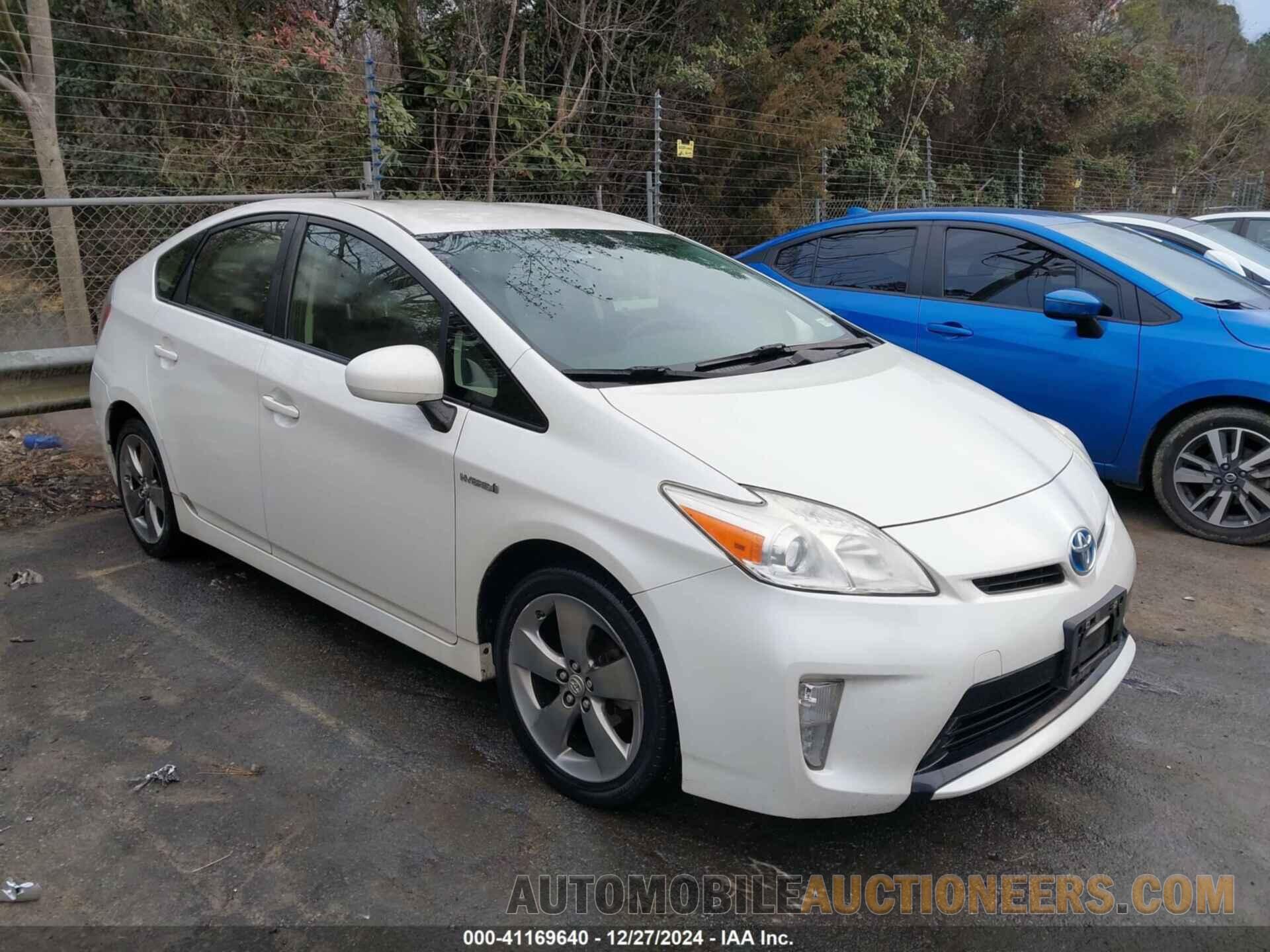 JTDKN3DU0D5610675 TOYOTA PRIUS 2013