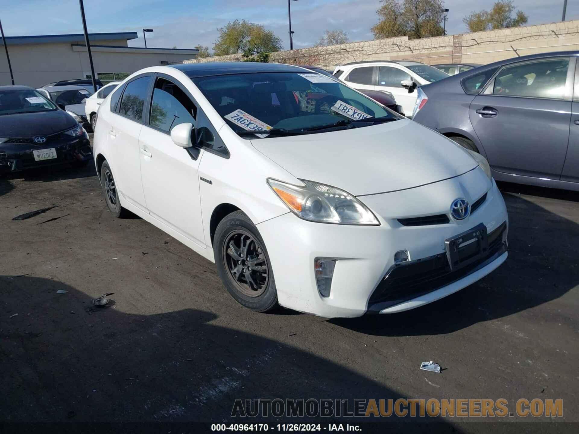 JTDKN3DU0D5633521 TOYOTA PRIUS 2013