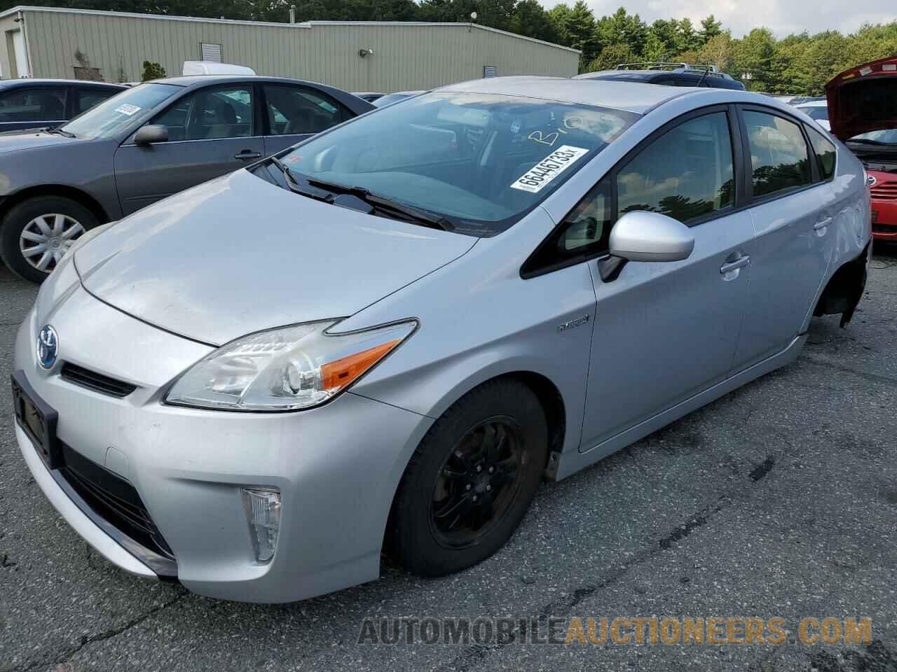 JTDKN3DU0D5637813 TOYOTA PRIUS 2013