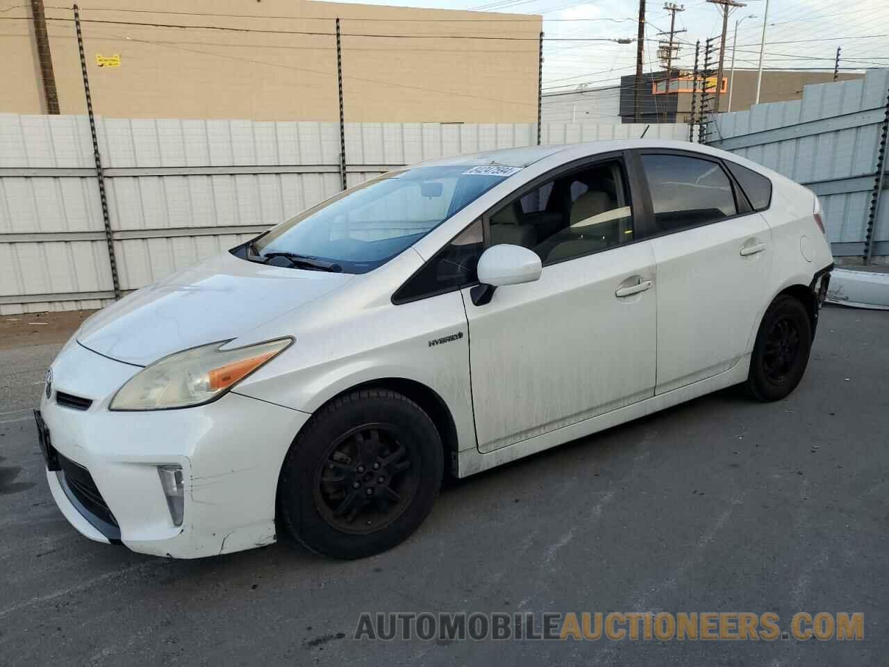 JTDKN3DU0E1744059 TOYOTA PRIUS 2014