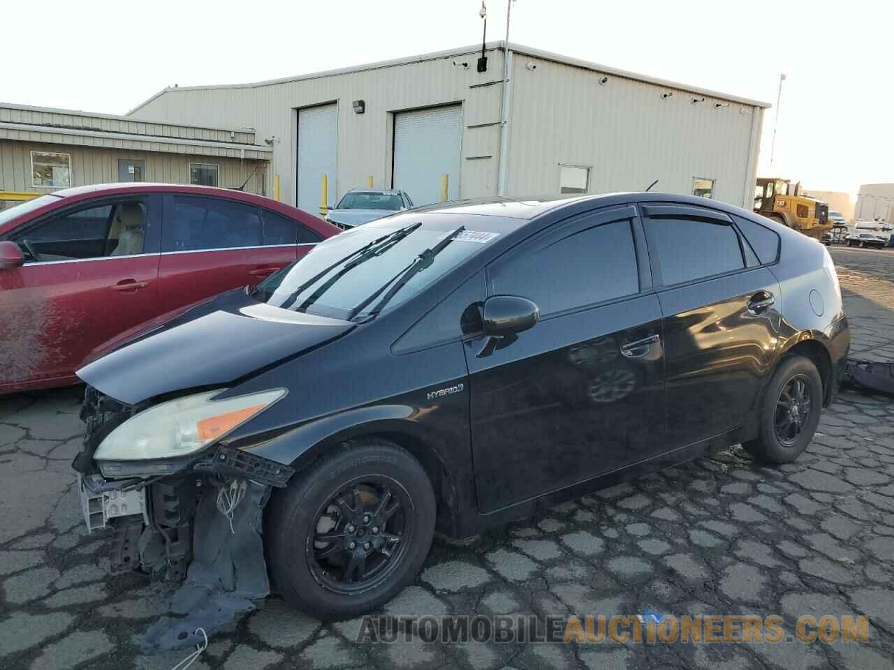 JTDKN3DU0E1756535 TOYOTA PRIUS 2014