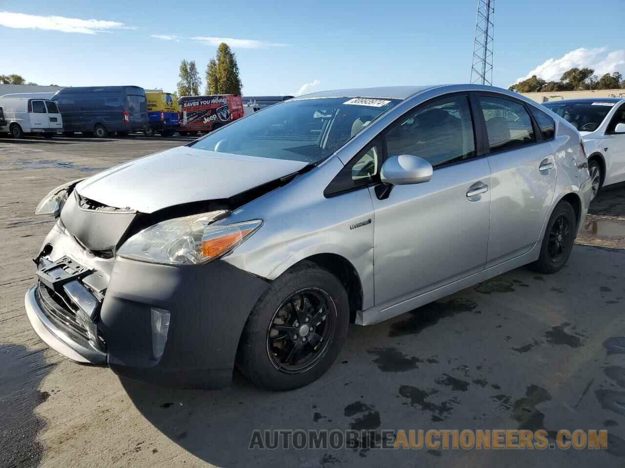 JTDKN3DU0E1760214 TOYOTA PRIUS 2014