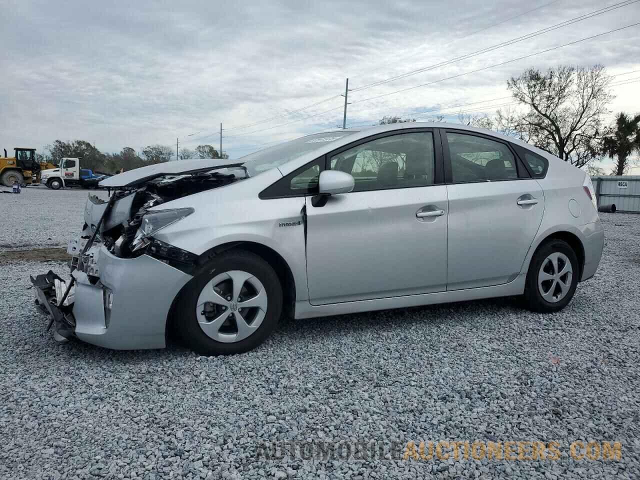 JTDKN3DU0E1776686 TOYOTA PRIUS 2014