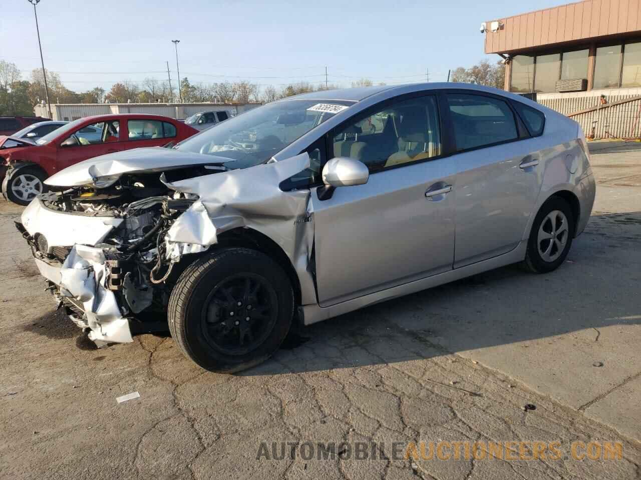 JTDKN3DU0F0409777 TOYOTA PRIUS 2015