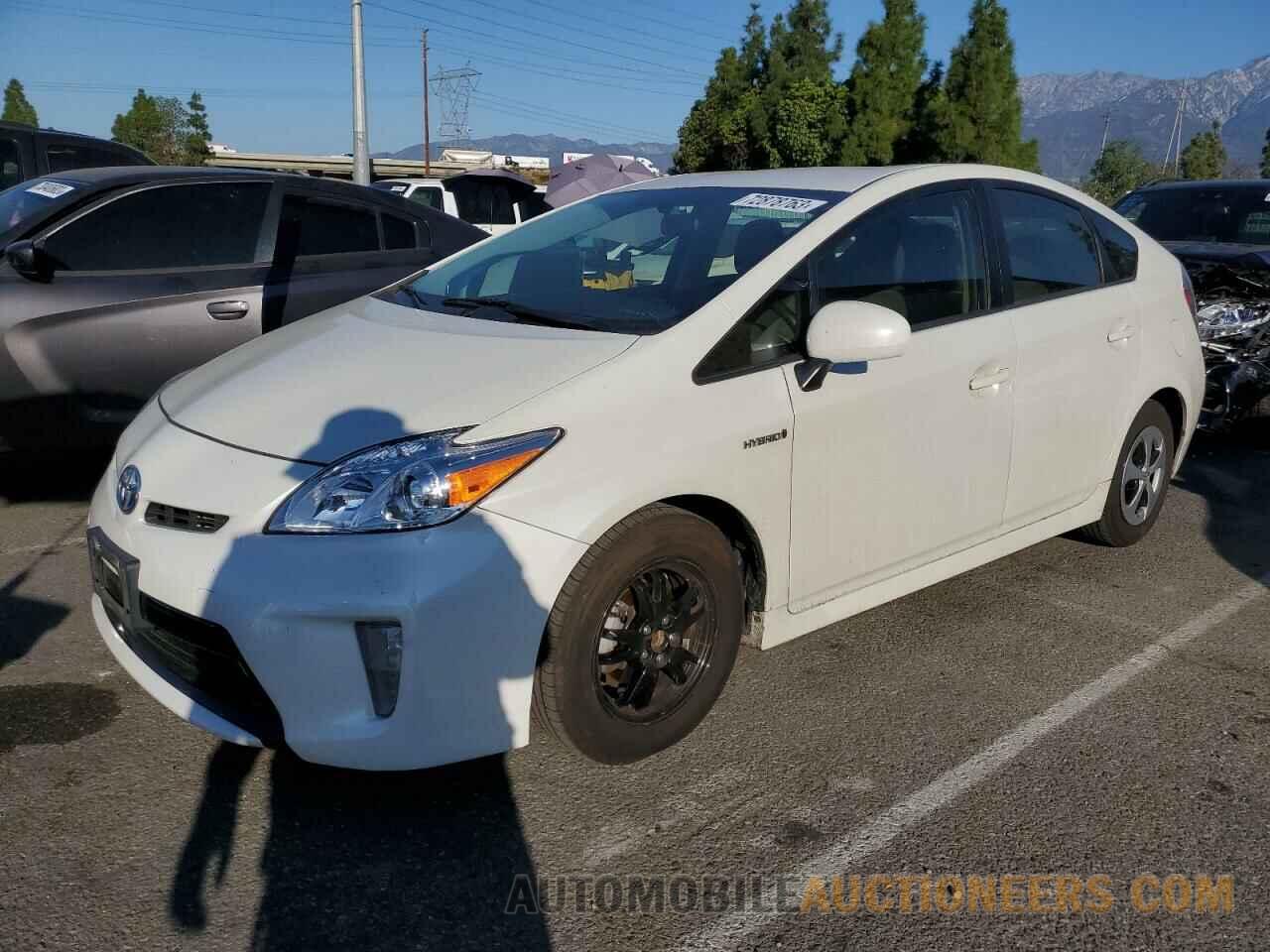 JTDKN3DU0F0416227 TOYOTA PRIUS 2015