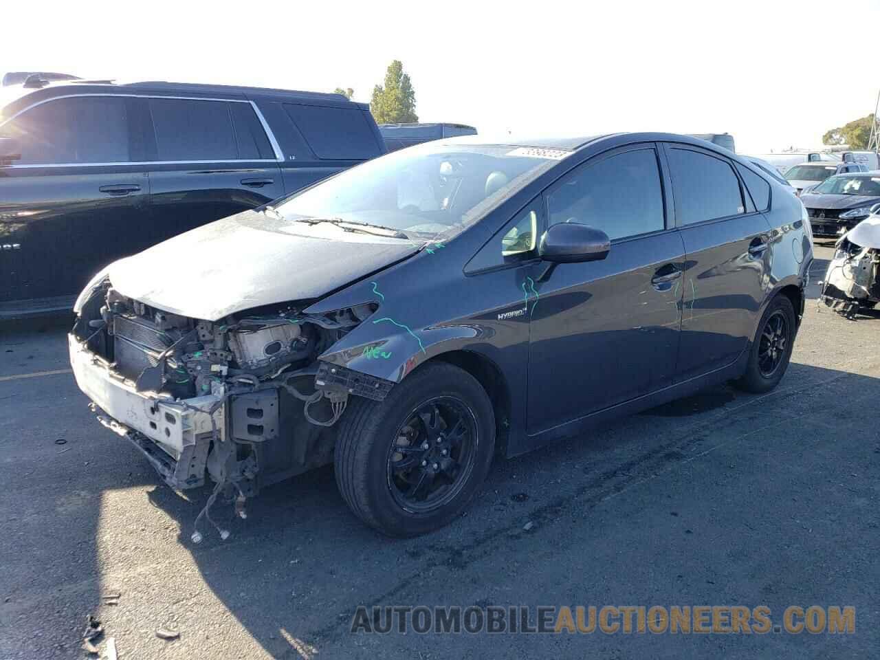 JTDKN3DU0F0420147 TOYOTA PRIUS 2015