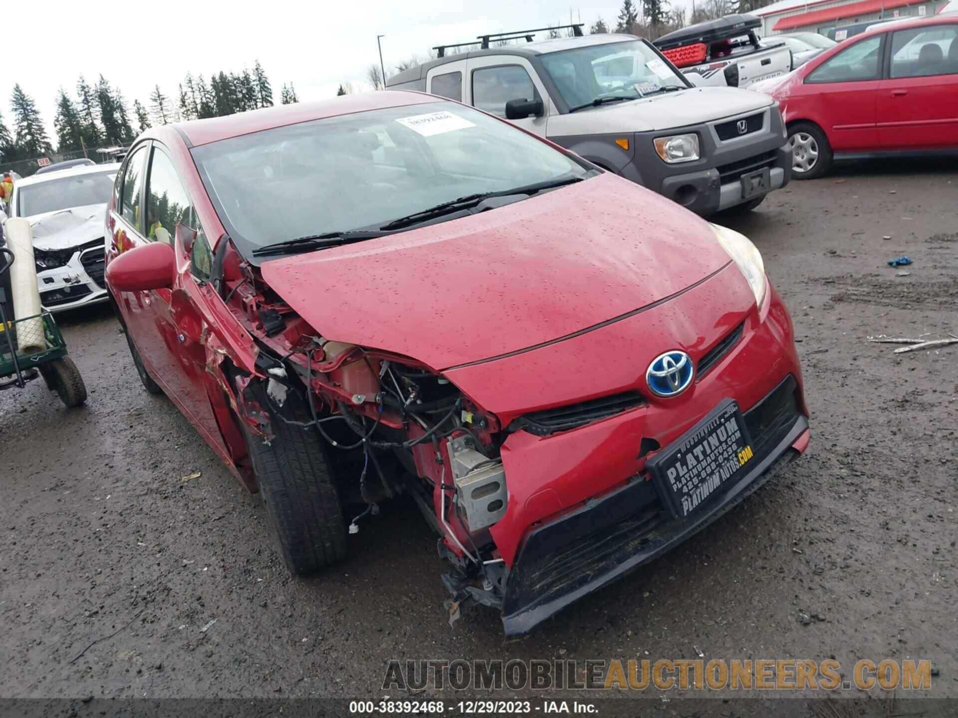 JTDKN3DU0F0420584 TOYOTA PRIUS 2015