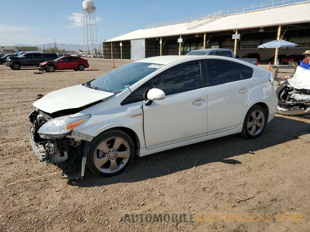 JTDKN3DU0F0427292 TOYOTA PRIUS 2015