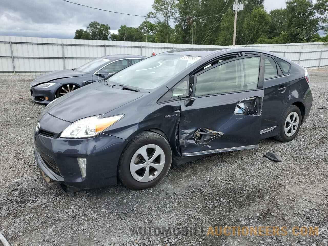 JTDKN3DU0F0431665 TOYOTA PRIUS 2015