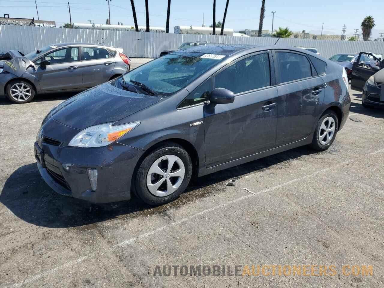 JTDKN3DU0F0437644 TOYOTA PRIUS 2015