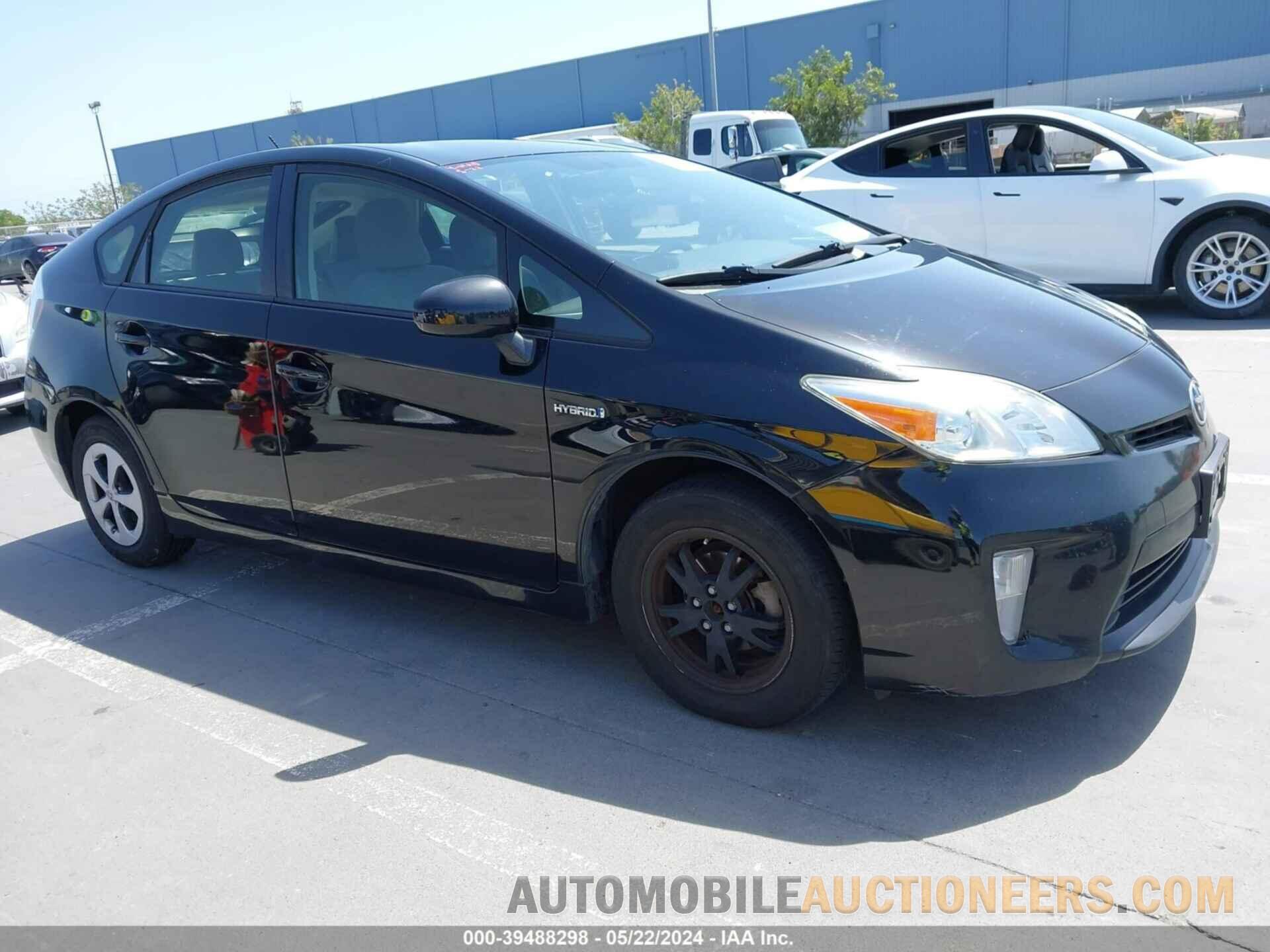 JTDKN3DU0F0439328 TOYOTA PRIUS 2015