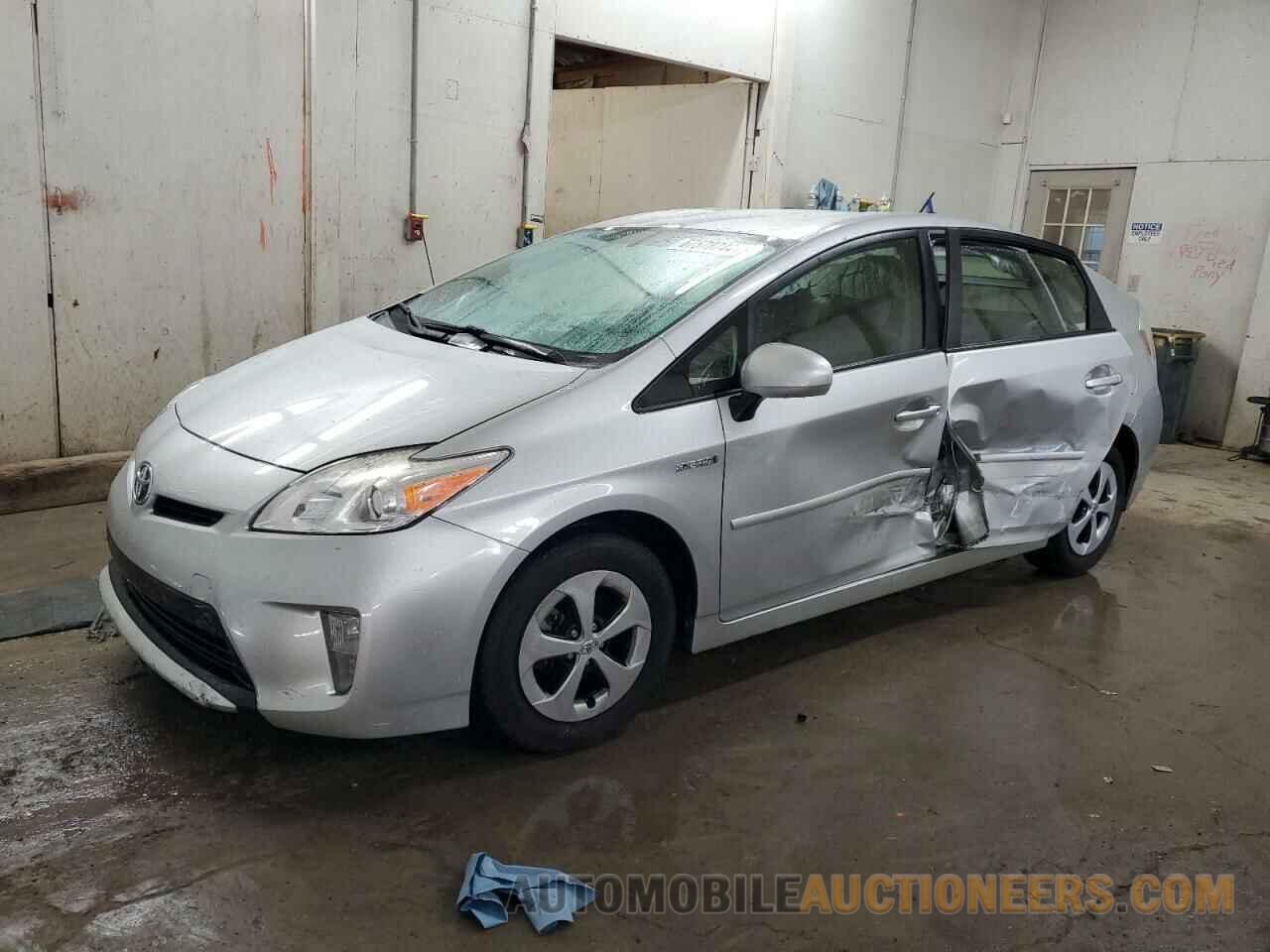 JTDKN3DU0F0446733 TOYOTA PRIUS 2015