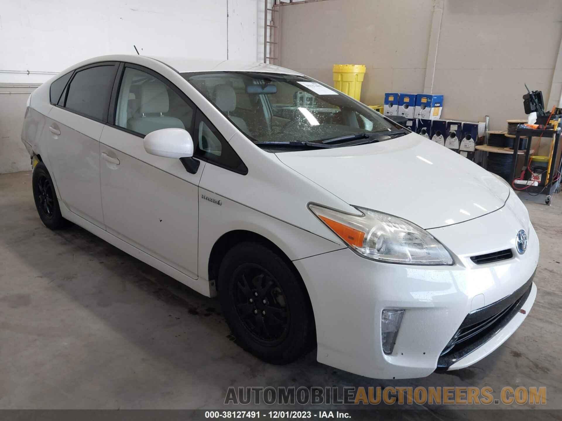 JTDKN3DU0F0458705 TOYOTA PRIUS 2015