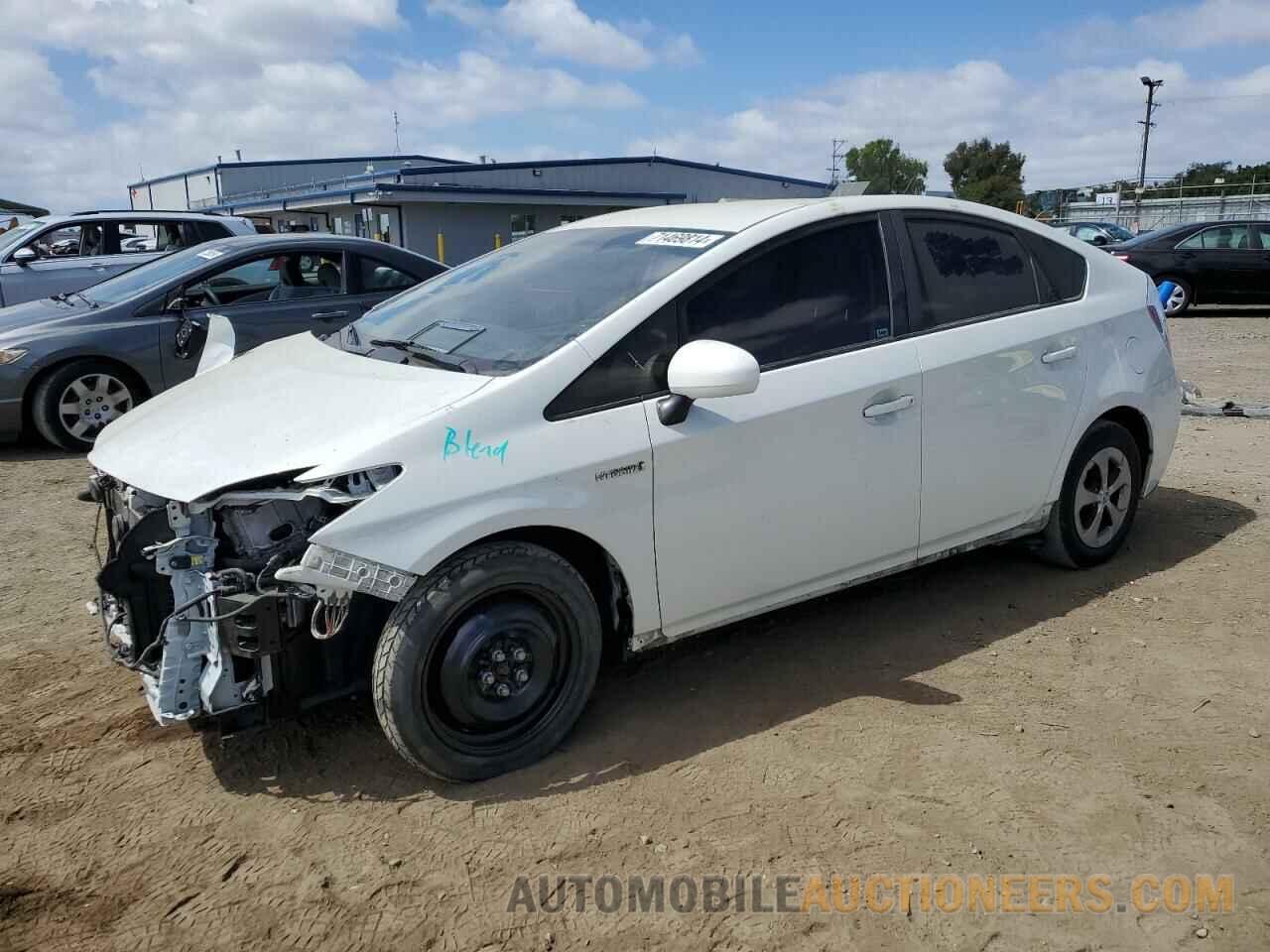 JTDKN3DU0F0465556 TOYOTA PRIUS 2015