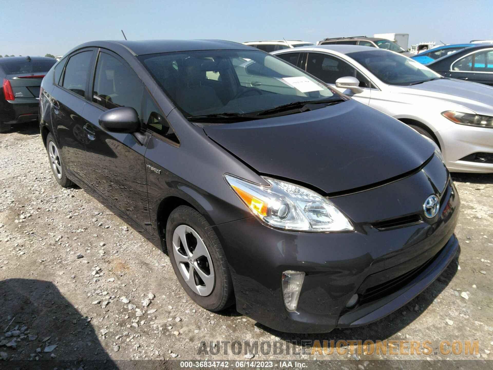 JTDKN3DU0F0468375 TOYOTA PRIUS 2015