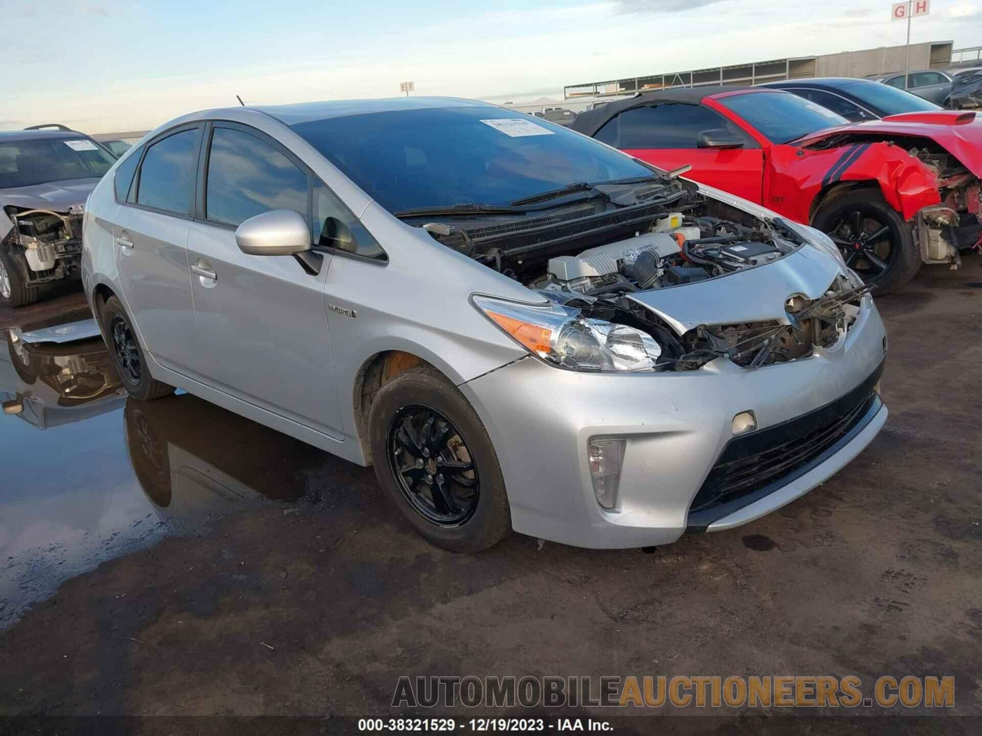 JTDKN3DU0F0475360 TOYOTA PRIUS 2015