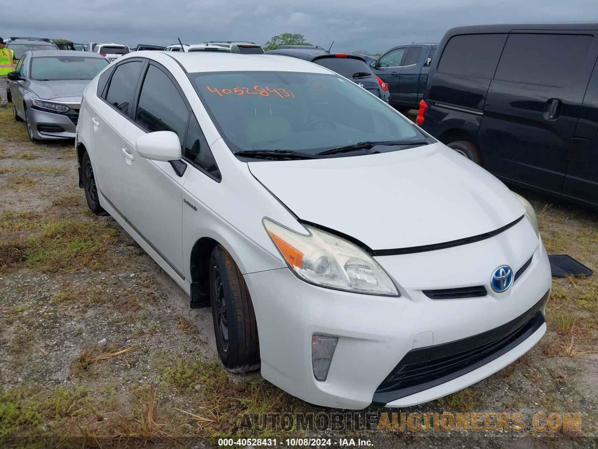 JTDKN3DU0F0476492 TOYOTA PRIUS 2015