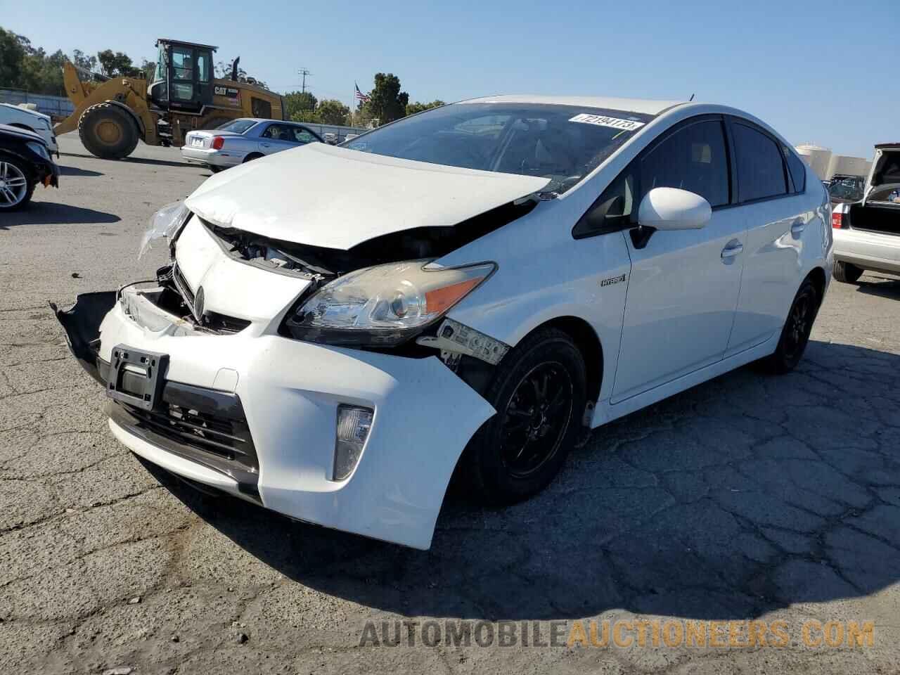 JTDKN3DU0F1874859 TOYOTA PRIUS 2015