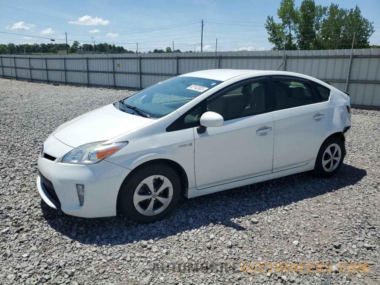 JTDKN3DU0F1884422 TOYOTA PRIUS 2015