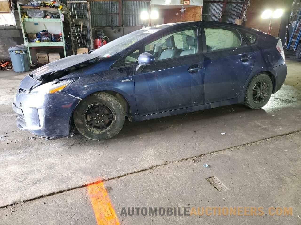 JTDKN3DU0F1886350 TOYOTA PRIUS 2015