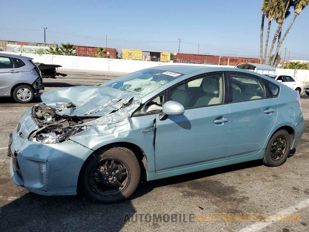 JTDKN3DU0F1887269 TOYOTA PRIUS 2015