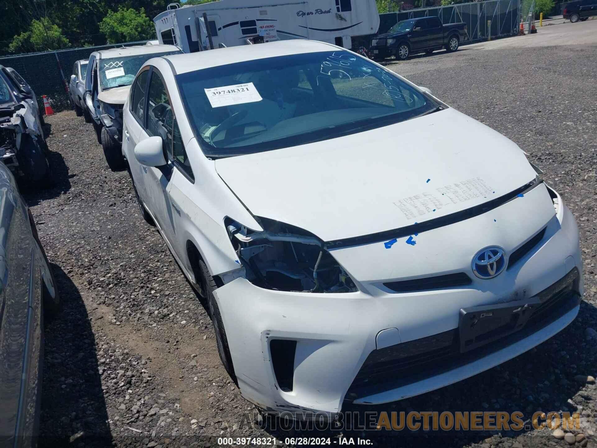 JTDKN3DU0F1898420 TOYOTA PRIUS 2015