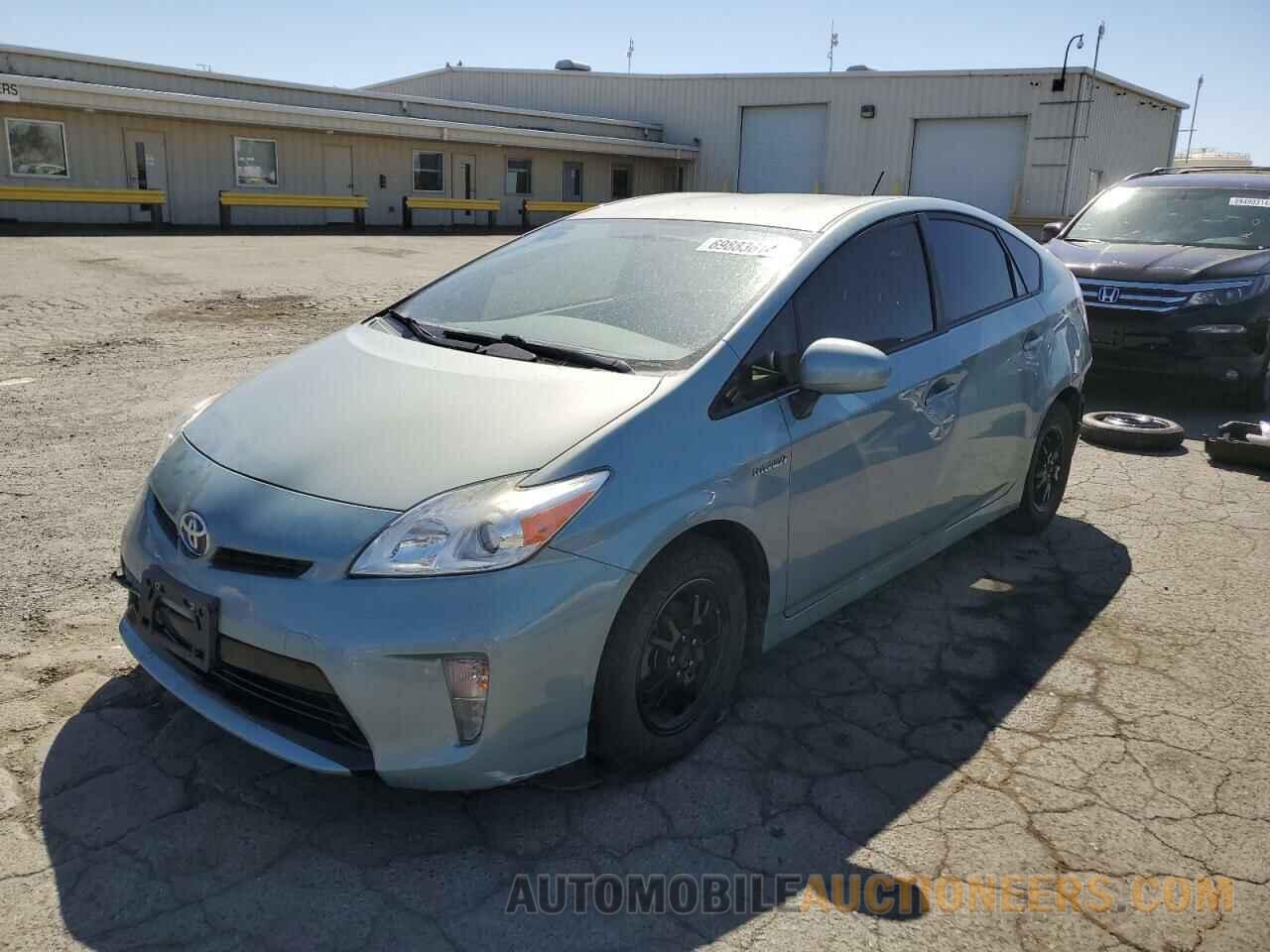 JTDKN3DU0F1900070 TOYOTA PRIUS 2015