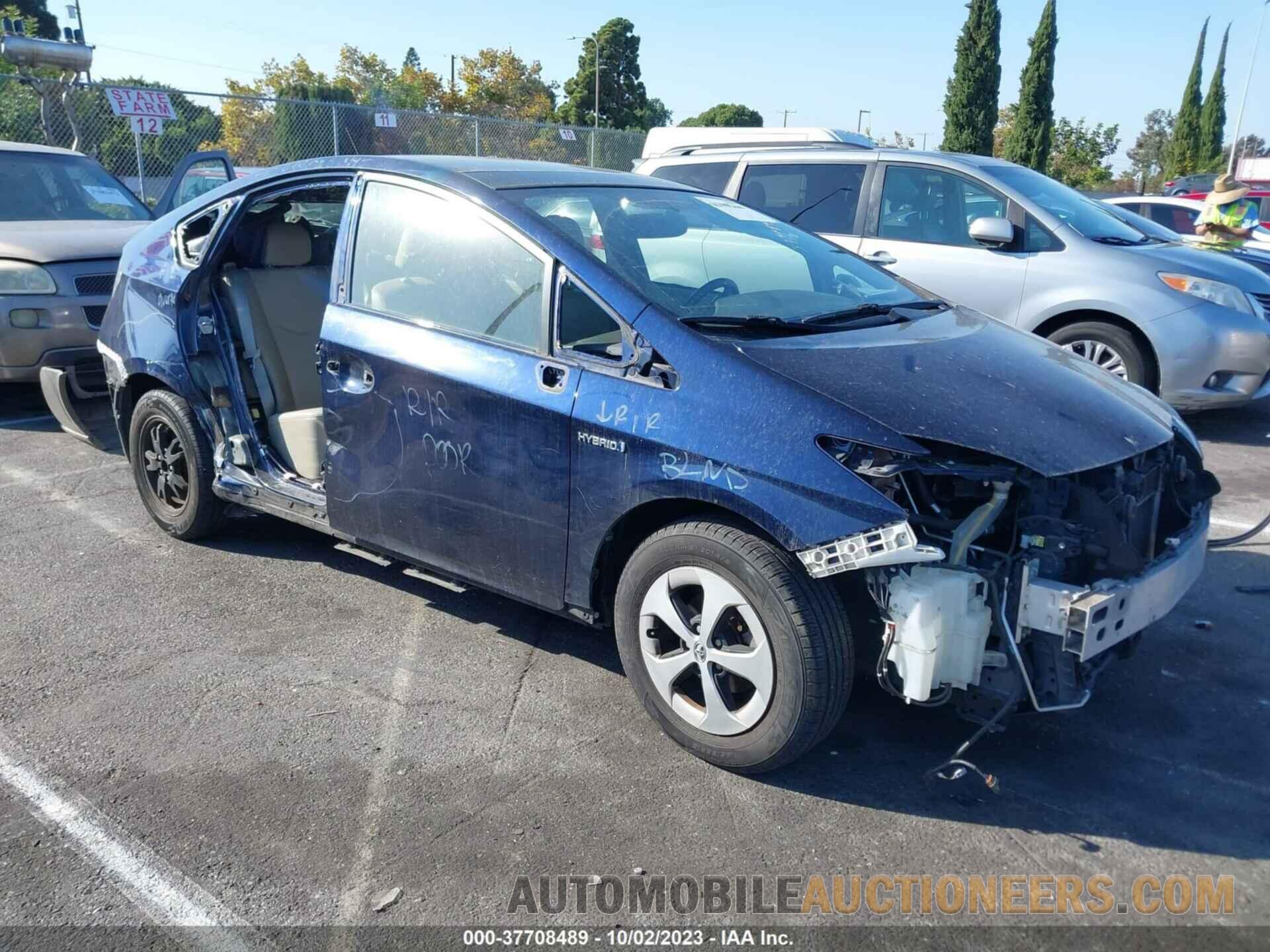 JTDKN3DU0F1902434 TOYOTA PRIUS 2015