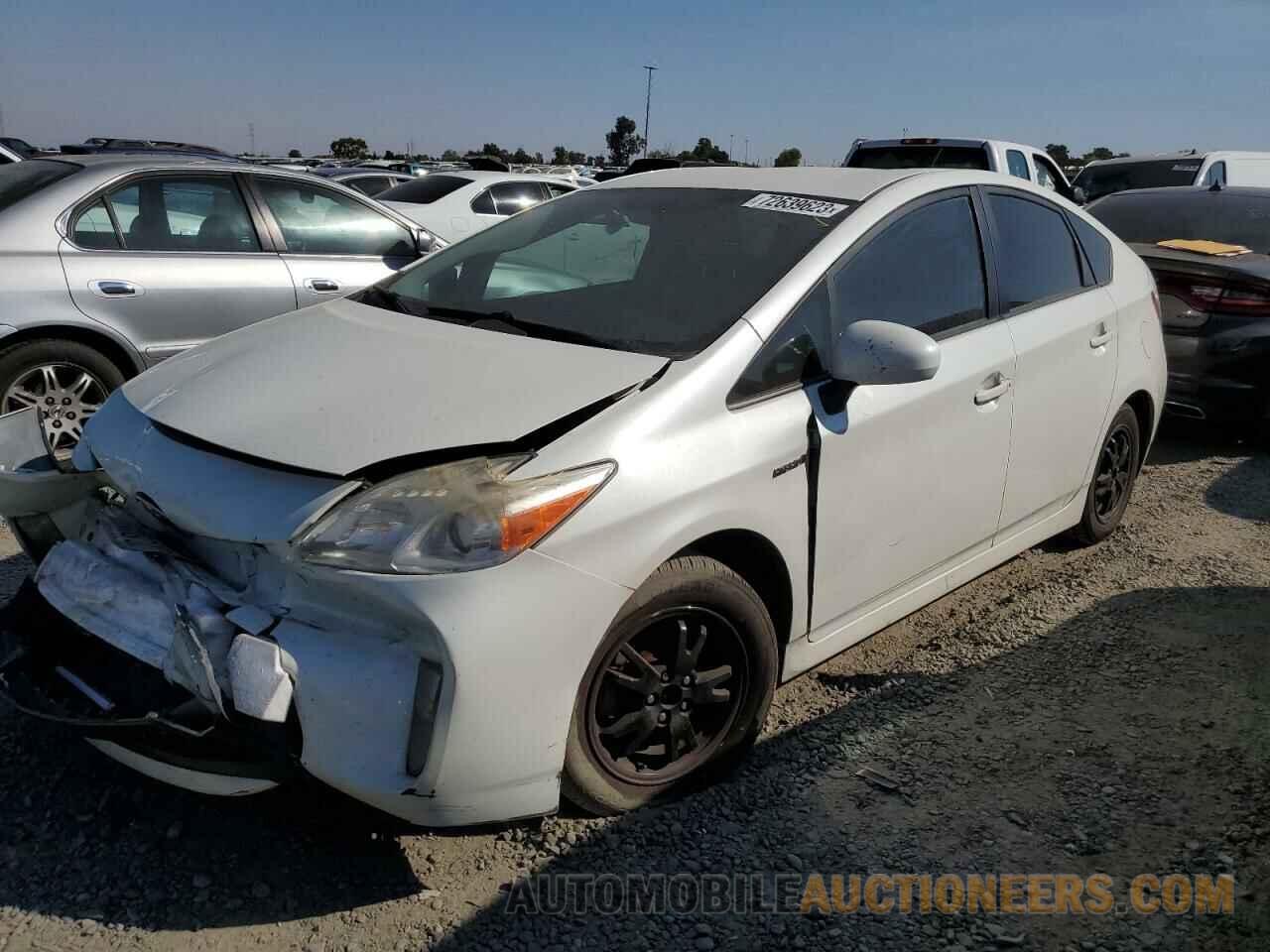 JTDKN3DU0F1902515 TOYOTA PRIUS 2015