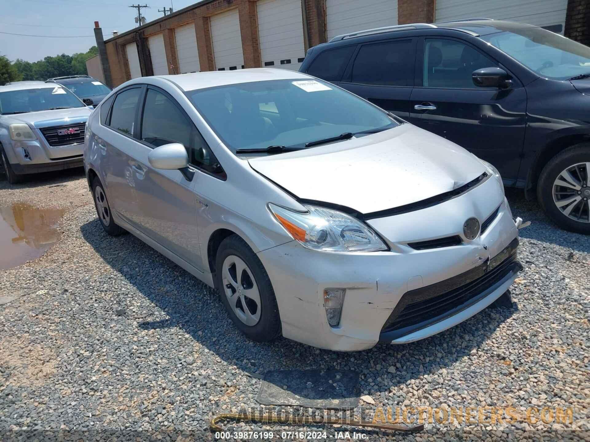 JTDKN3DU0F1906211 TOYOTA PRIUS 2015