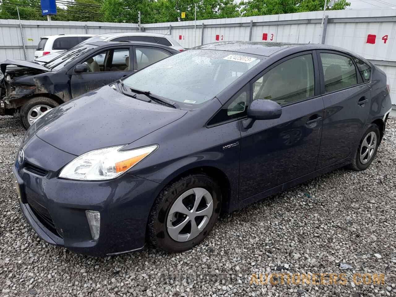 JTDKN3DU0F1924367 TOYOTA PRIUS 2015