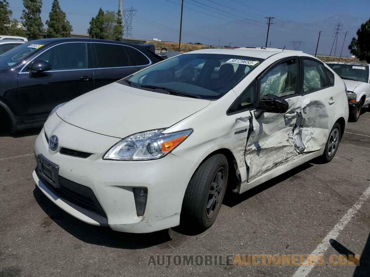 JTDKN3DU0F1927379 TOYOTA PRIUS 2015