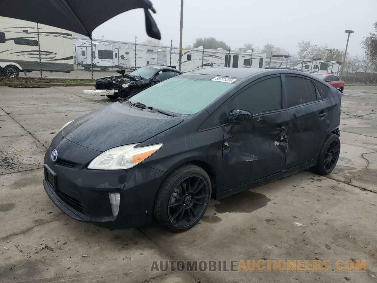 JTDKN3DU0F1929827 TOYOTA PRIUS 2015