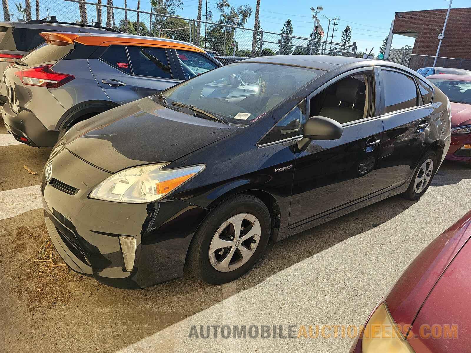 JTDKN3DU0F1936972 Toyota Prius 2015