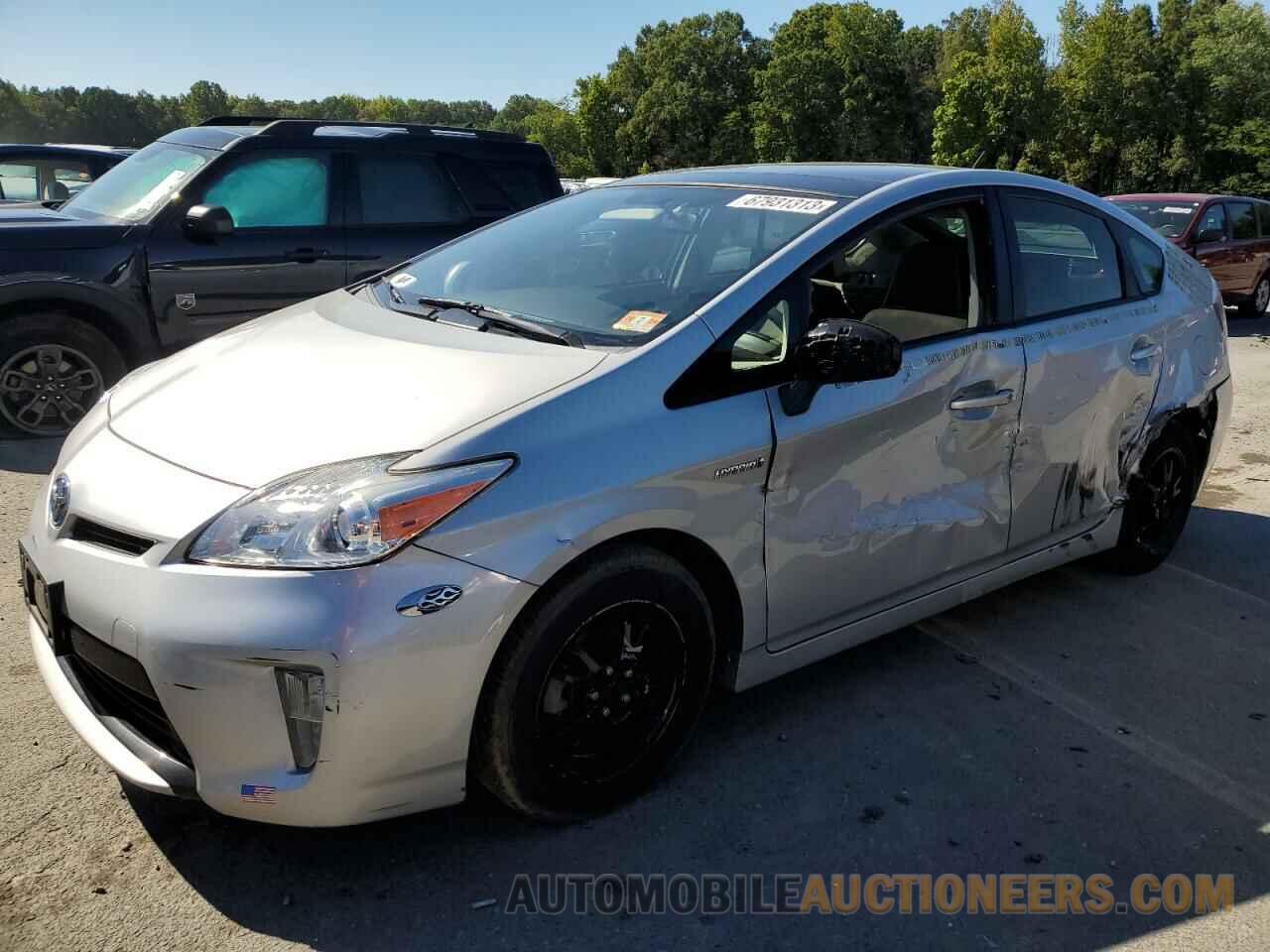 JTDKN3DU0F1937572 TOYOTA PRIUS 2015