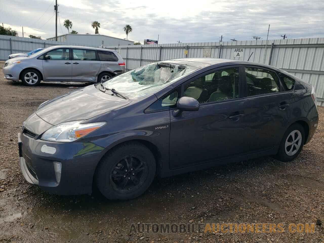 JTDKN3DU0F1983130 TOYOTA PRIUS 2015