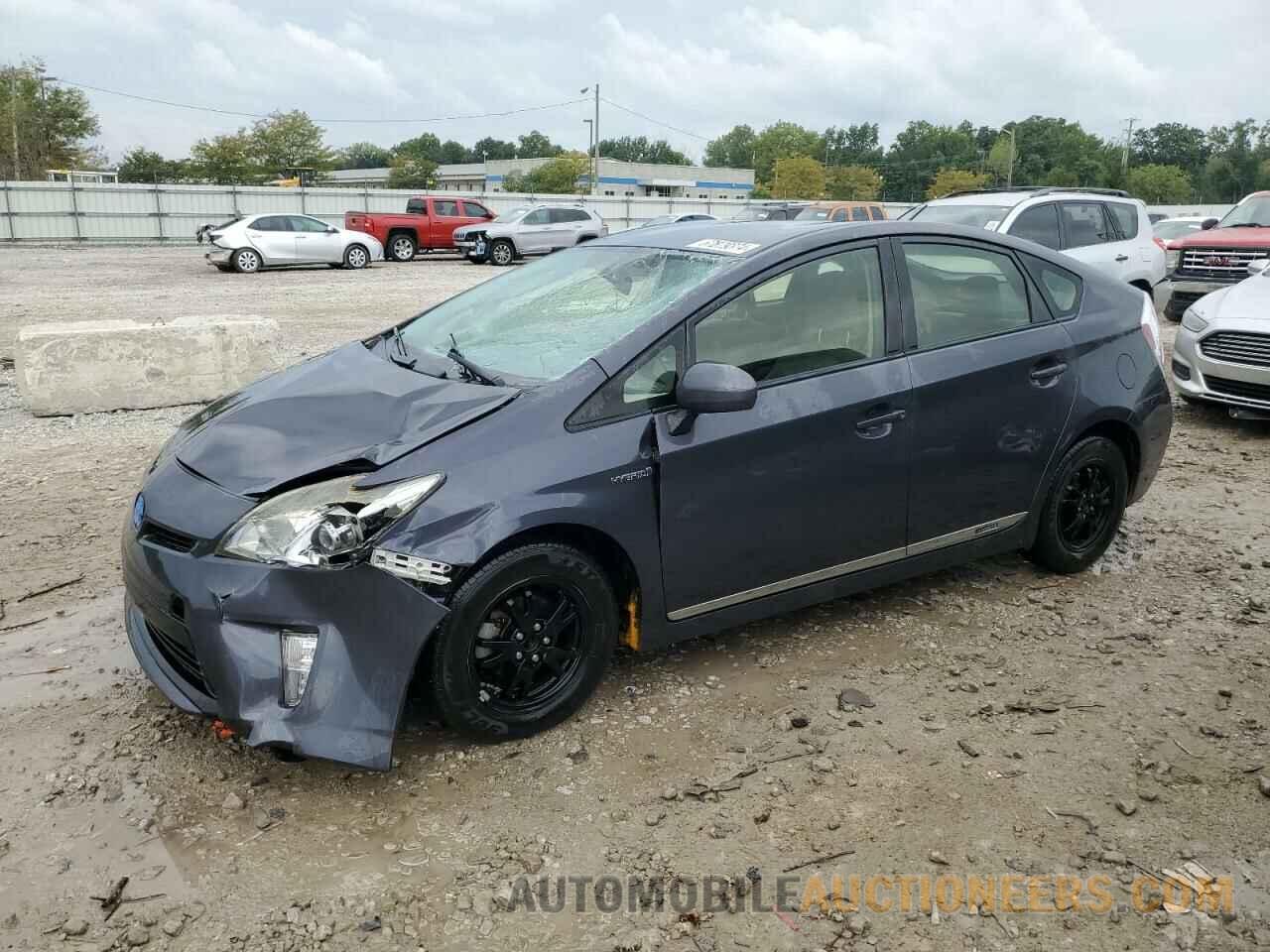 JTDKN3DU0F1992670 TOYOTA PRIUS 2015