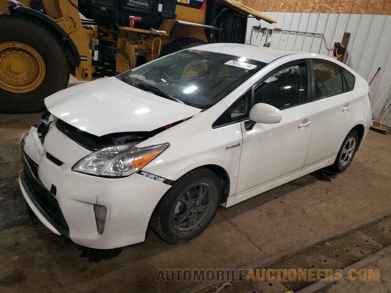 JTDKN3DU0F1993429 TOYOTA PRIUS 2015