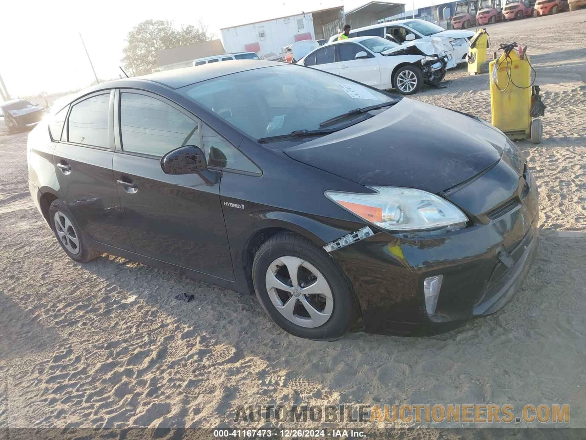 JTDKN3DU0F1997948 TOYOTA PRIUS 2015