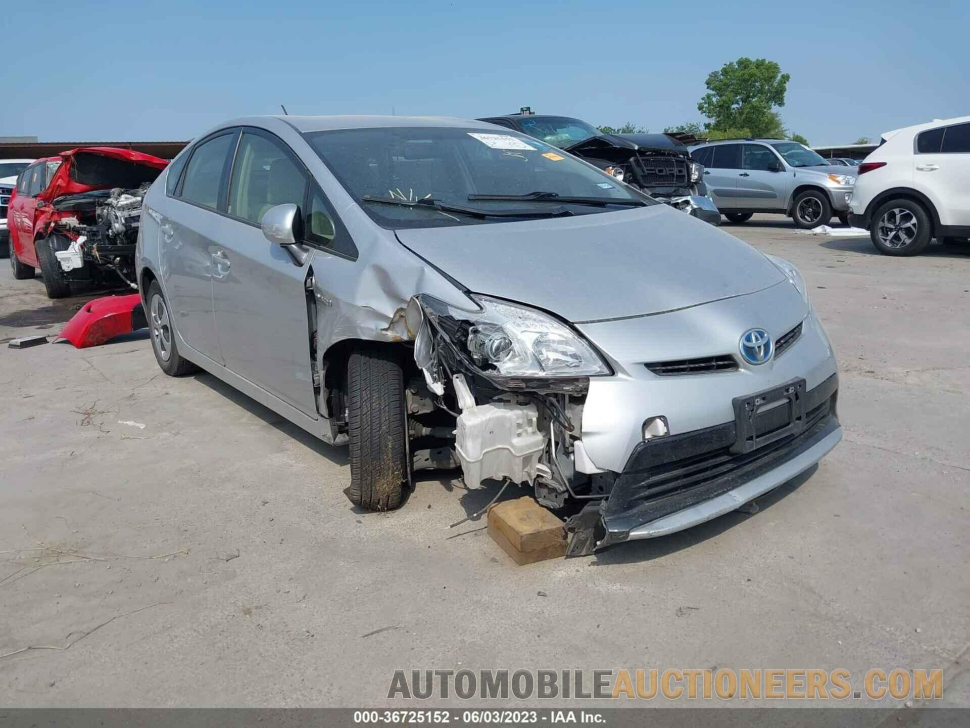 JTDKN3DU0F1998405 TOYOTA PRIUS 2015