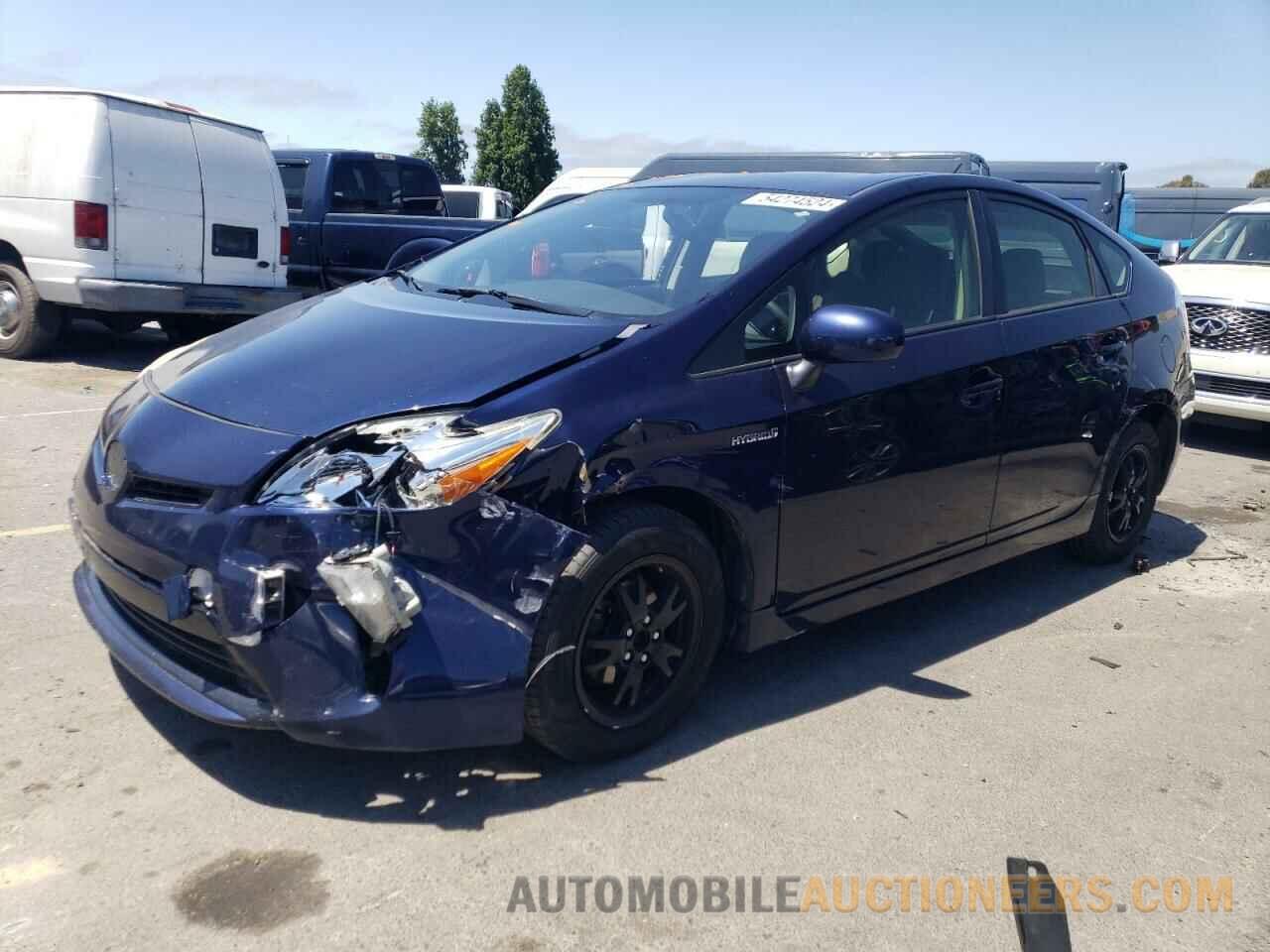 JTDKN3DU0F1999070 TOYOTA PRIUS 2015