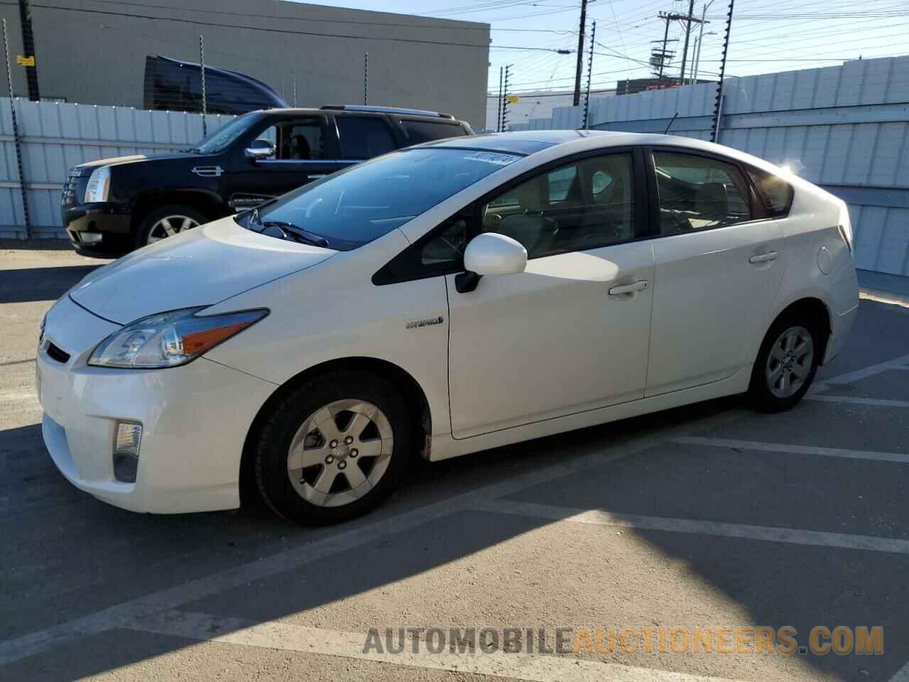 JTDKN3DU1B5326226 TOYOTA PRIUS 2011