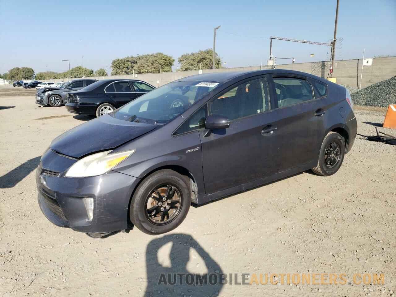 JTDKN3DU1D1651243 TOYOTA PRIUS 2013